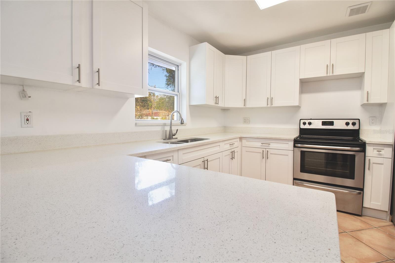 GOLFLAND OF TAMPAS NORTH SIDE - Residential