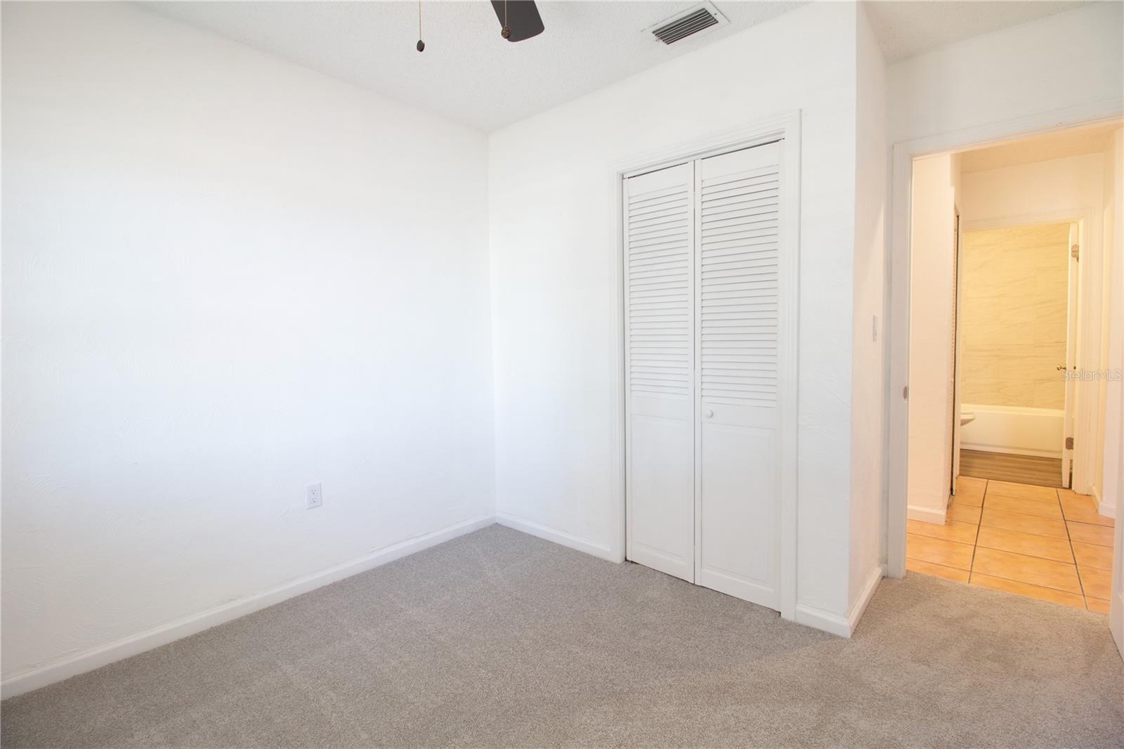 GOLFLAND OF TAMPAS NORTH SIDE - Residential