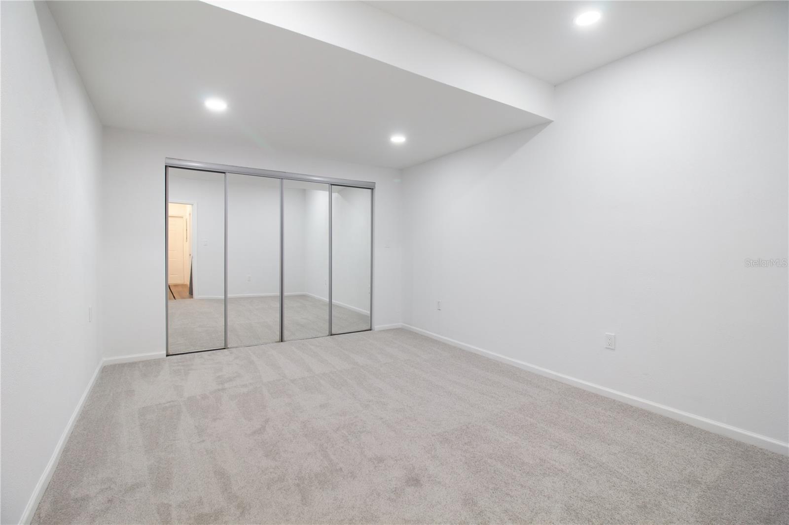 GOLFLAND OF TAMPAS NORTH SIDE - Residential