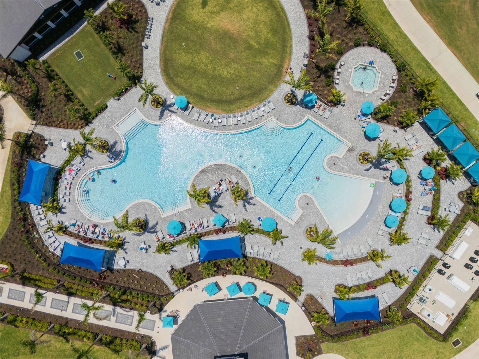 WELLEN PARK GOLF AND COUNTRY CLUB - Residential