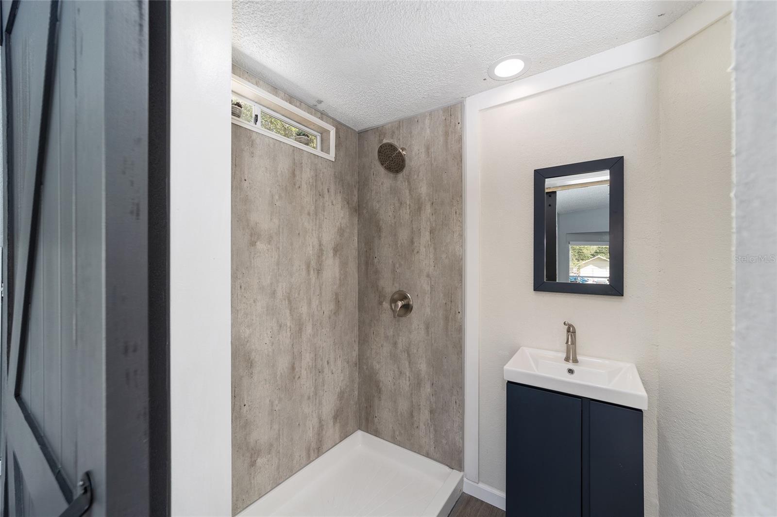 LAKE WEIR HEIGHTS - Residential