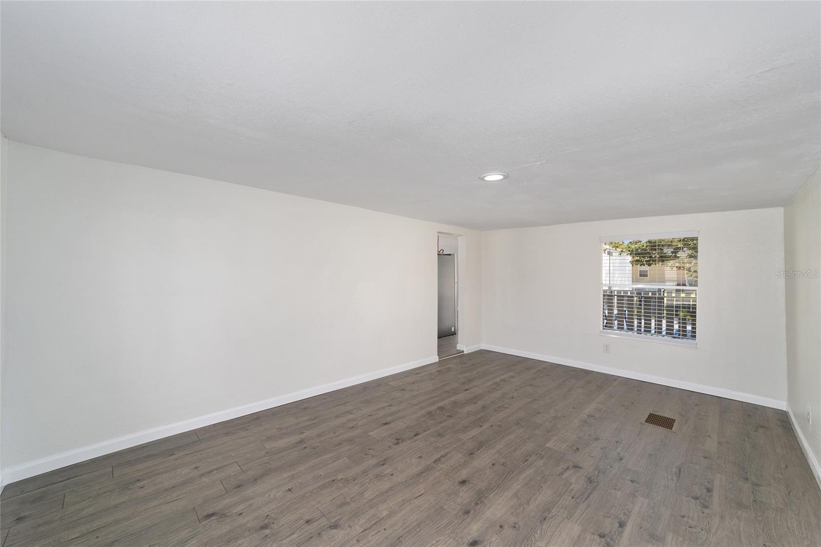 LAKE WEIR HEIGHTS - Residential