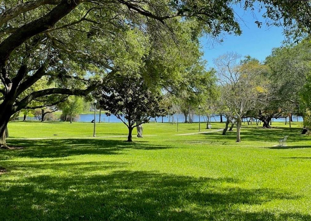 CRESCENT HEIGHTS - Residential Lease