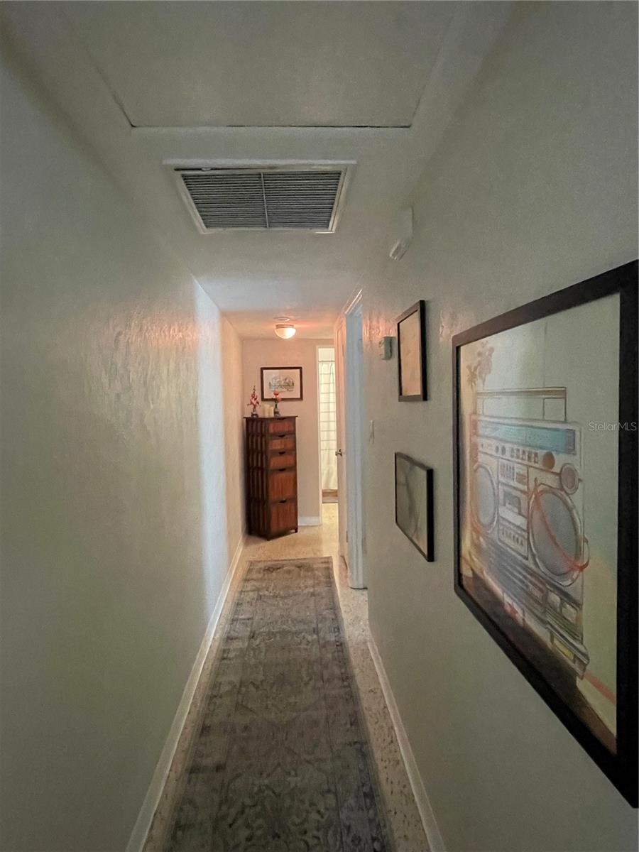 CRESCENT HEIGHTS - Residential Lease