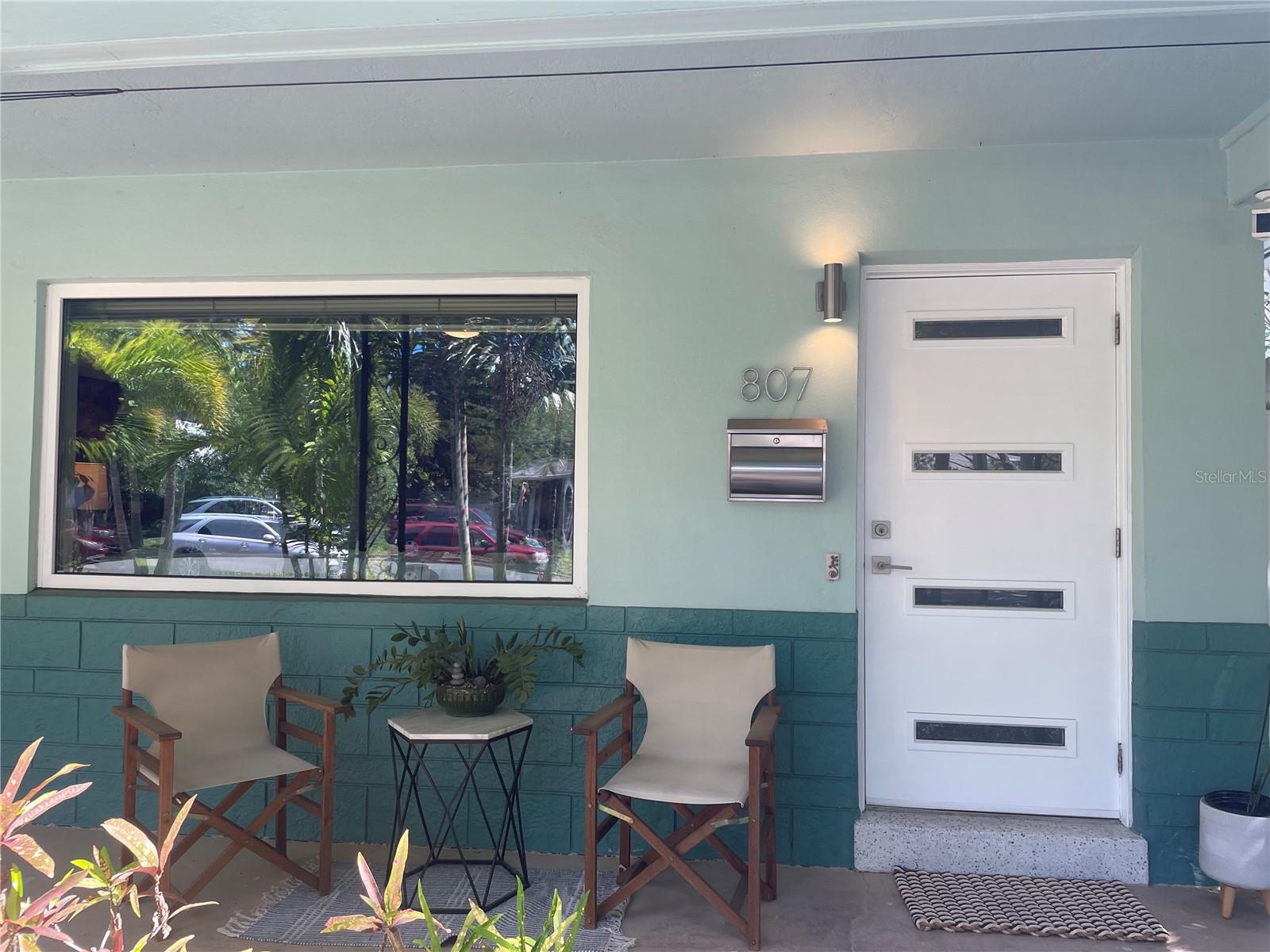 CRESCENT HEIGHTS - Residential Lease