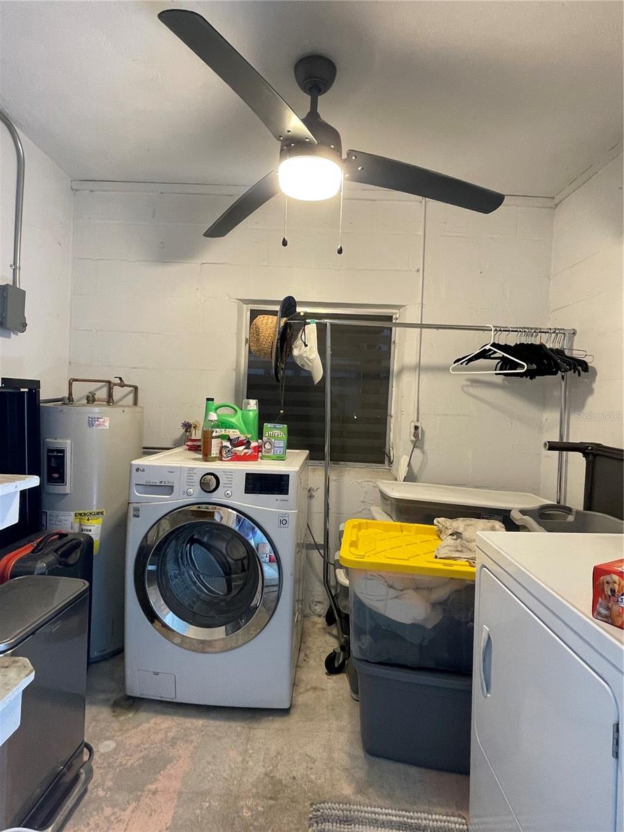 CRESCENT HEIGHTS - Residential Lease