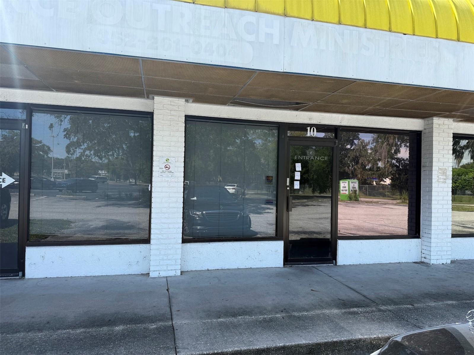 Introducing an excellent leasing opportunity for versatile 4500 sq ft office/retail space located in a convenient strip center off SR 40/E Silver Spring Blvd in Ocala. North Centra Florida. This well positioned office has endless possibilities for various business types.
Location: SR 40/E Silver Springs Blvd, Ocala, North Central Florida
Previous Use: Formerly professional office and retail space
Potential Uses: Office and or retail front
Parking: Ample parking available
Access: Easy access from Hwy 40 and NE 8th place
This 4500 sq ft retail space boasts a well-thought-out layout that is ideally suited for a variety of business operations.
The property includes, reception/admin office, 5 offices, two large open rooms, one break room, one full bath, one store room and 3 ADA bathrooms, providing convenience for employees and visitors.
The strip center benefits from its strategic location off SR 40/E Silver Springs Blvd, ensuring high visibility and easy accessibility. Ample parking is available, making it convenient for customers or clients to visit. The property enjoys easy access from Hwy 40 and NE 8th place, further enhancing its convenience.
Don't miss out on this incredible opportunity to lease a versatile retail space in a convenient strip center in Ocala, North Central Florida. Contact us today to schedule a viewing and explore the vast potential this space holds for your business.
