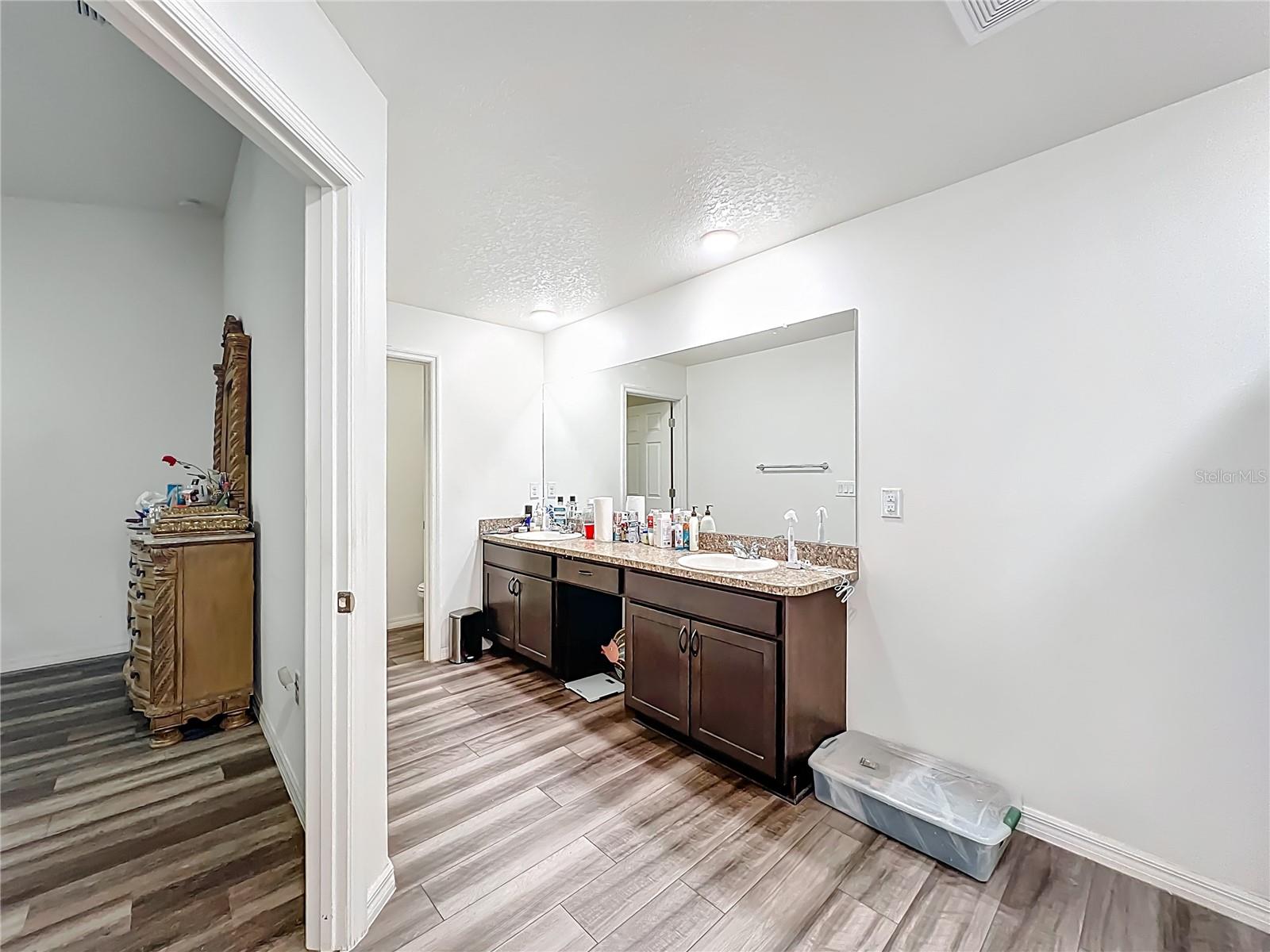 PORT MALABAR UNIT 09 - Residential