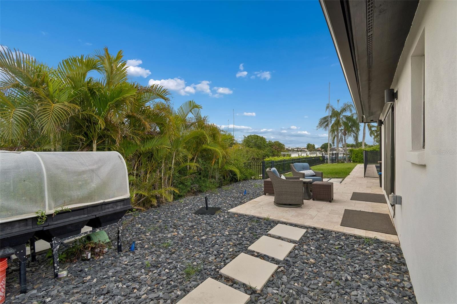 SWEETWATER SUB FIRST ADD - Residential