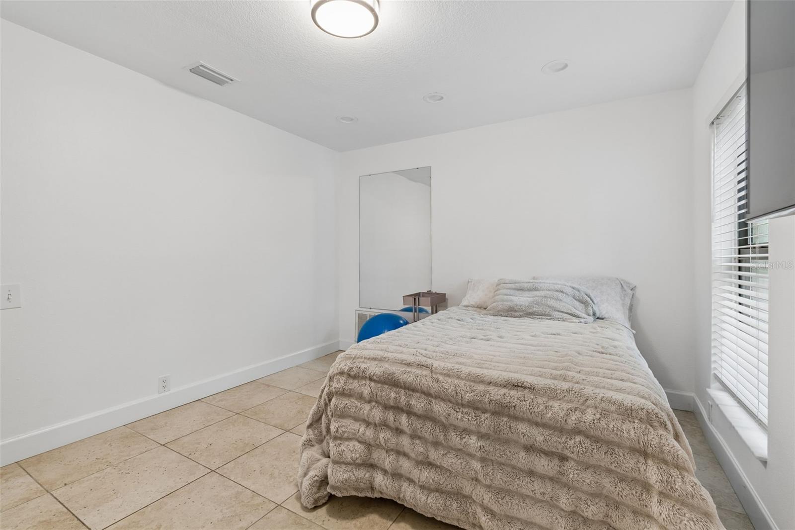 SWEETWATER SUB FIRST ADD - Residential