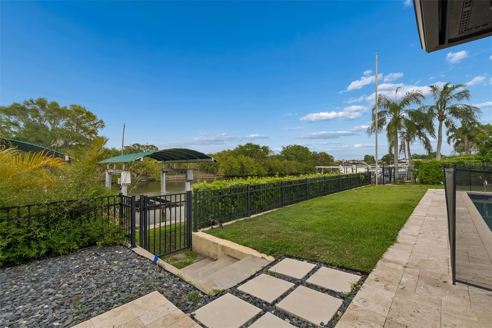 SWEETWATER SUB FIRST ADD - Residential