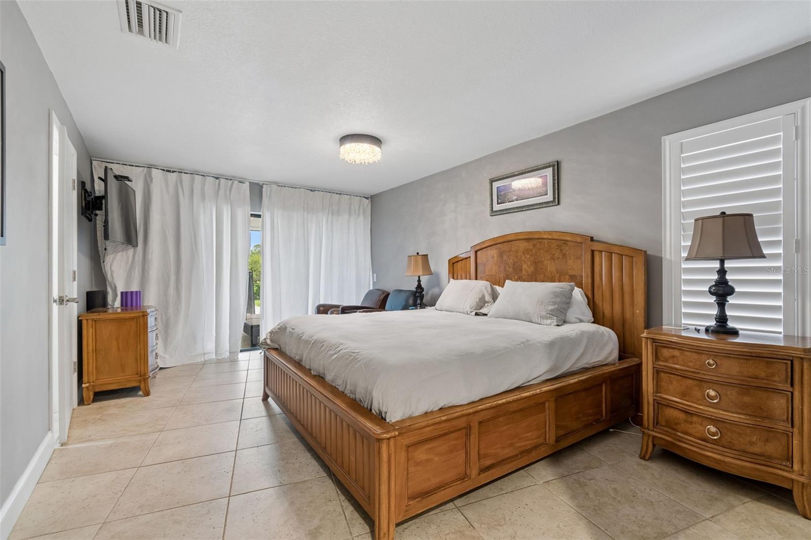 SWEETWATER SUB FIRST ADD - Residential