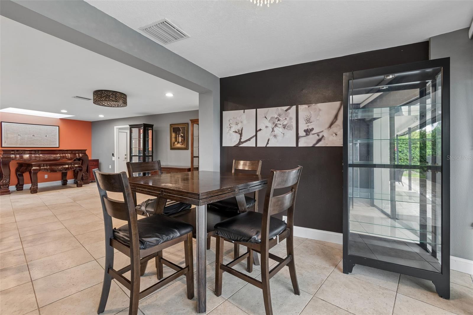 SWEETWATER SUB FIRST ADD - Residential