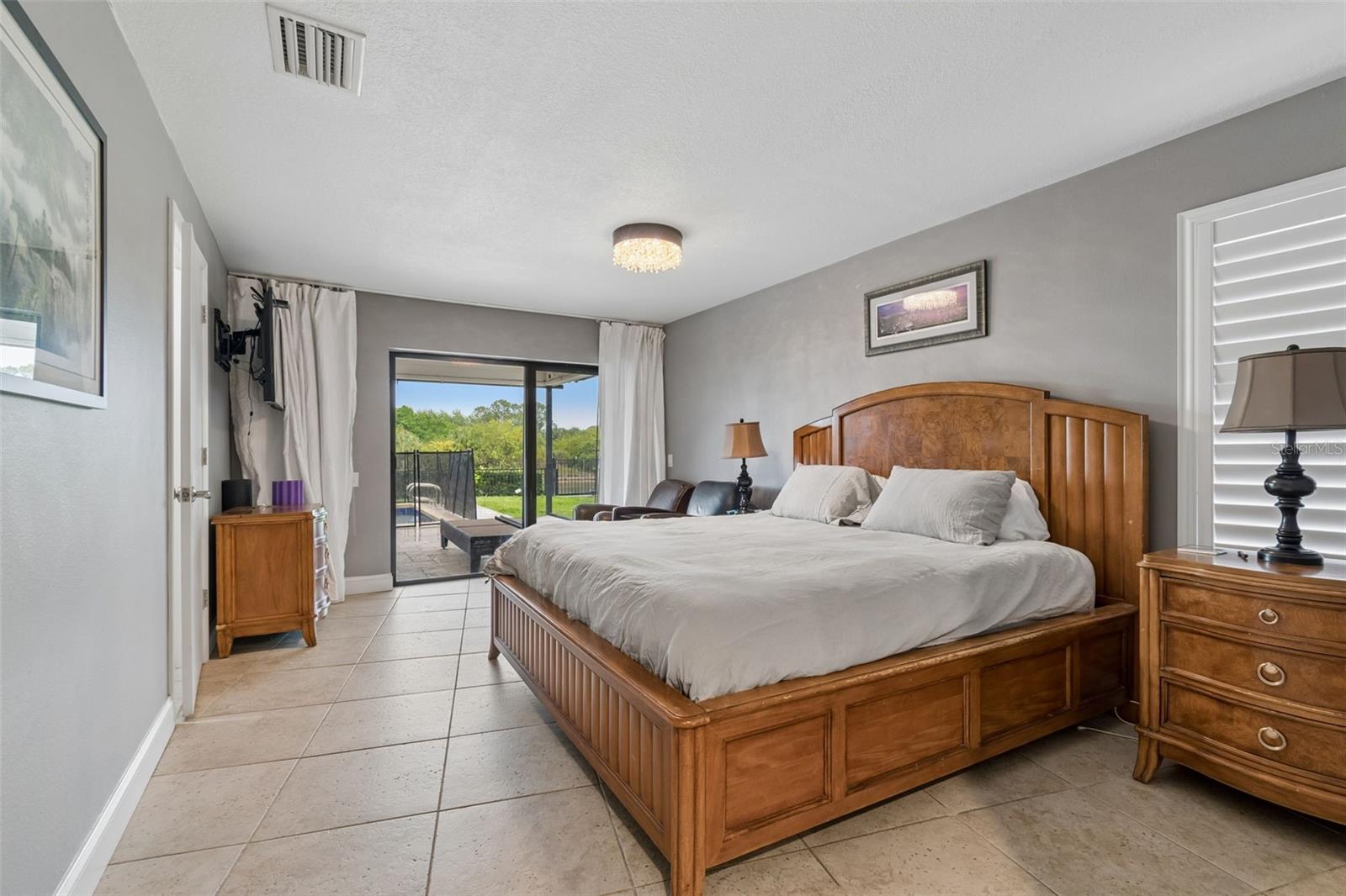 SWEETWATER SUB FIRST ADD - Residential