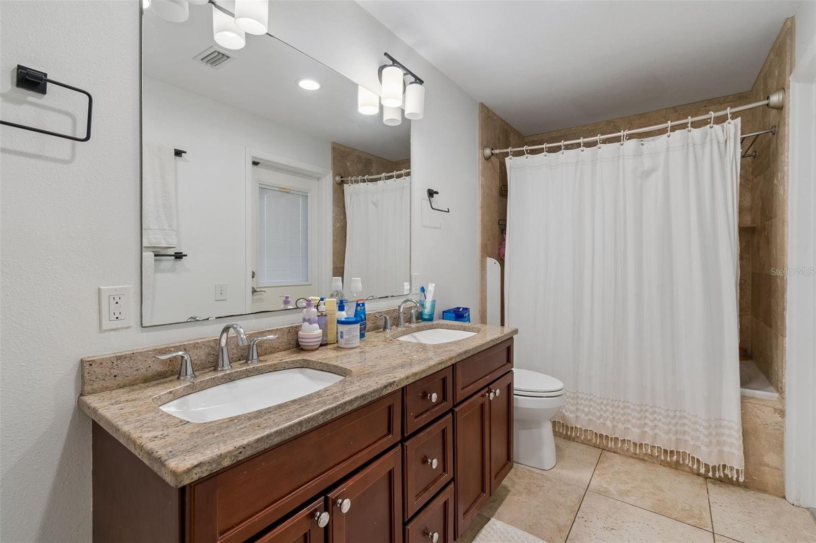 SWEETWATER SUB FIRST ADD - Residential