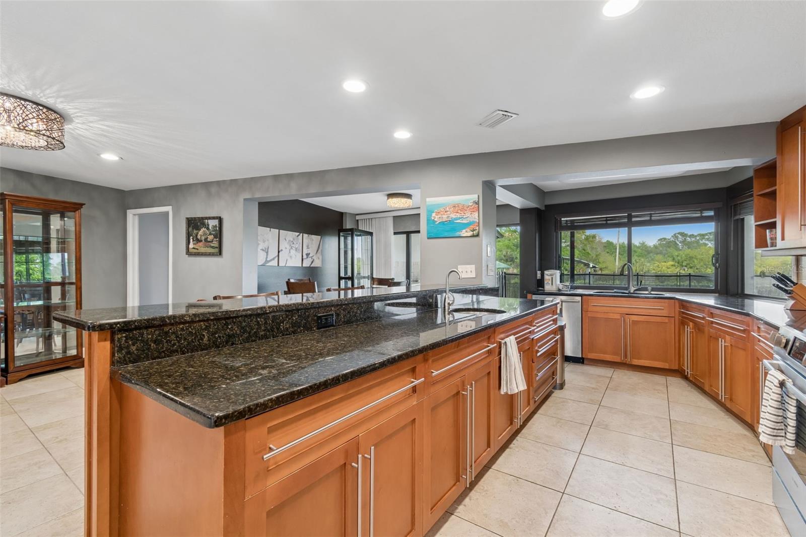 SWEETWATER SUB FIRST ADD - Residential