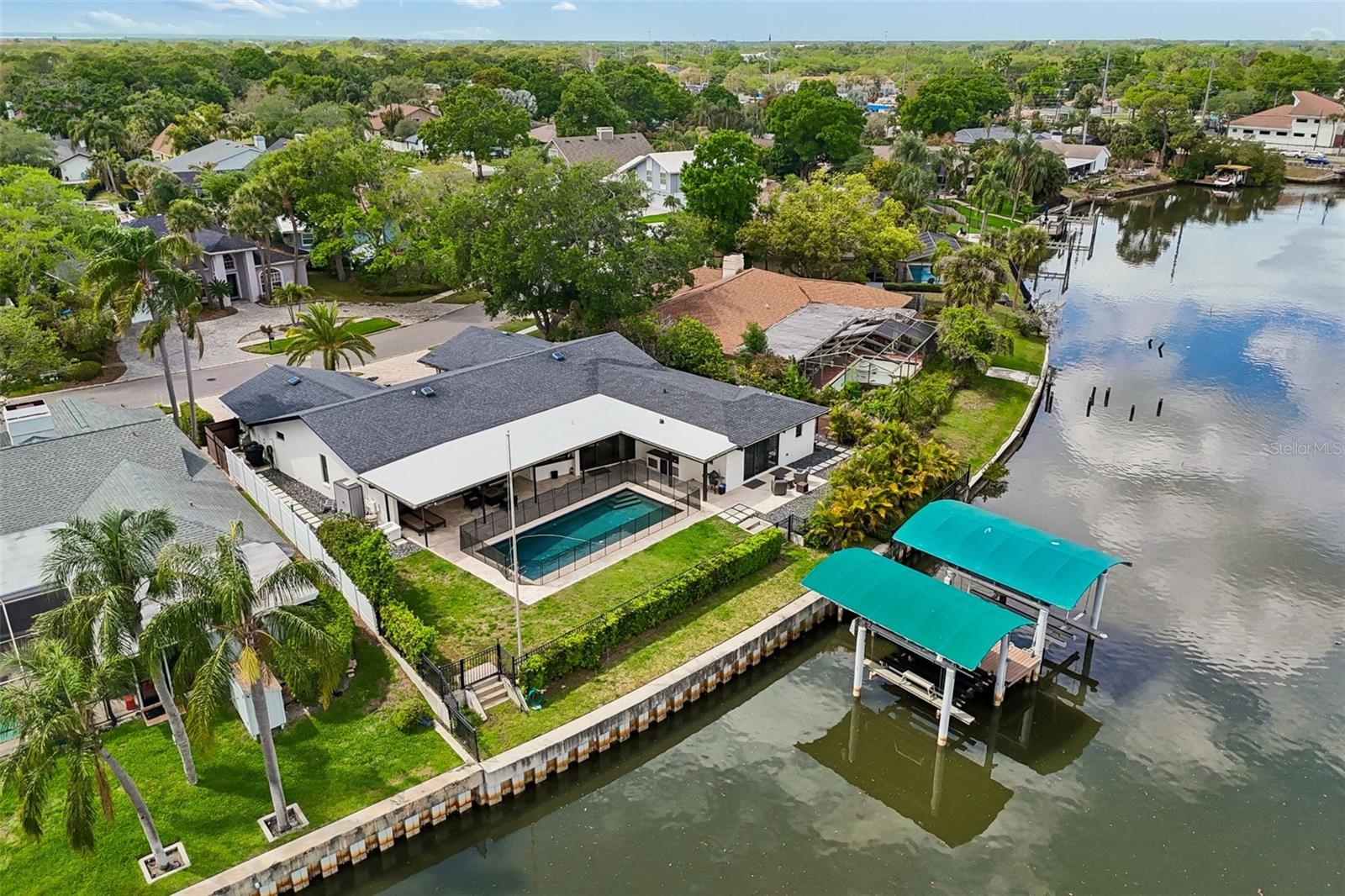 SWEETWATER SUB FIRST ADD - Residential