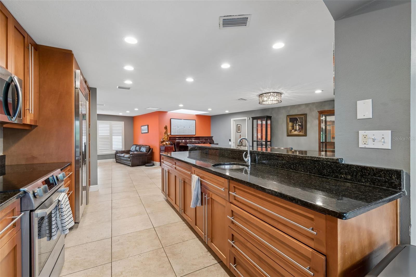 SWEETWATER SUB FIRST ADD - Residential