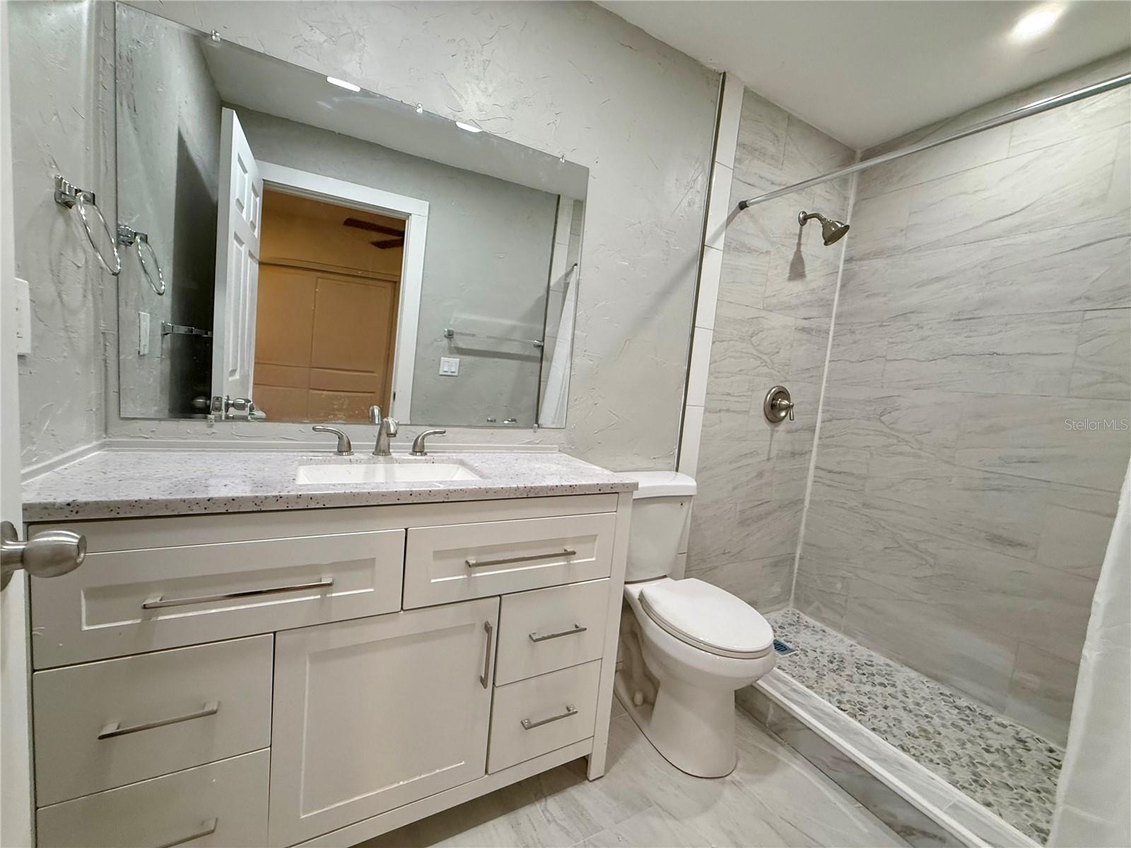 LAKE SARASOTA - Residential