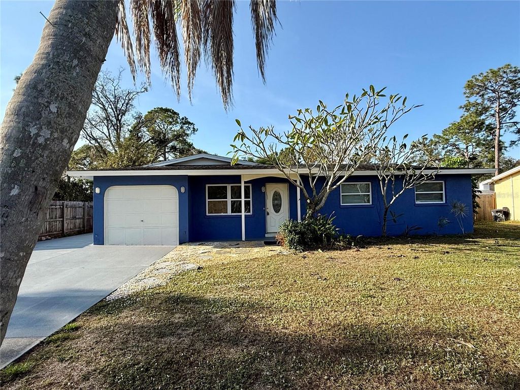 Photo of 3980 Berkshire Drive, Sarasota, FL 34241 (MLS # A4671978)