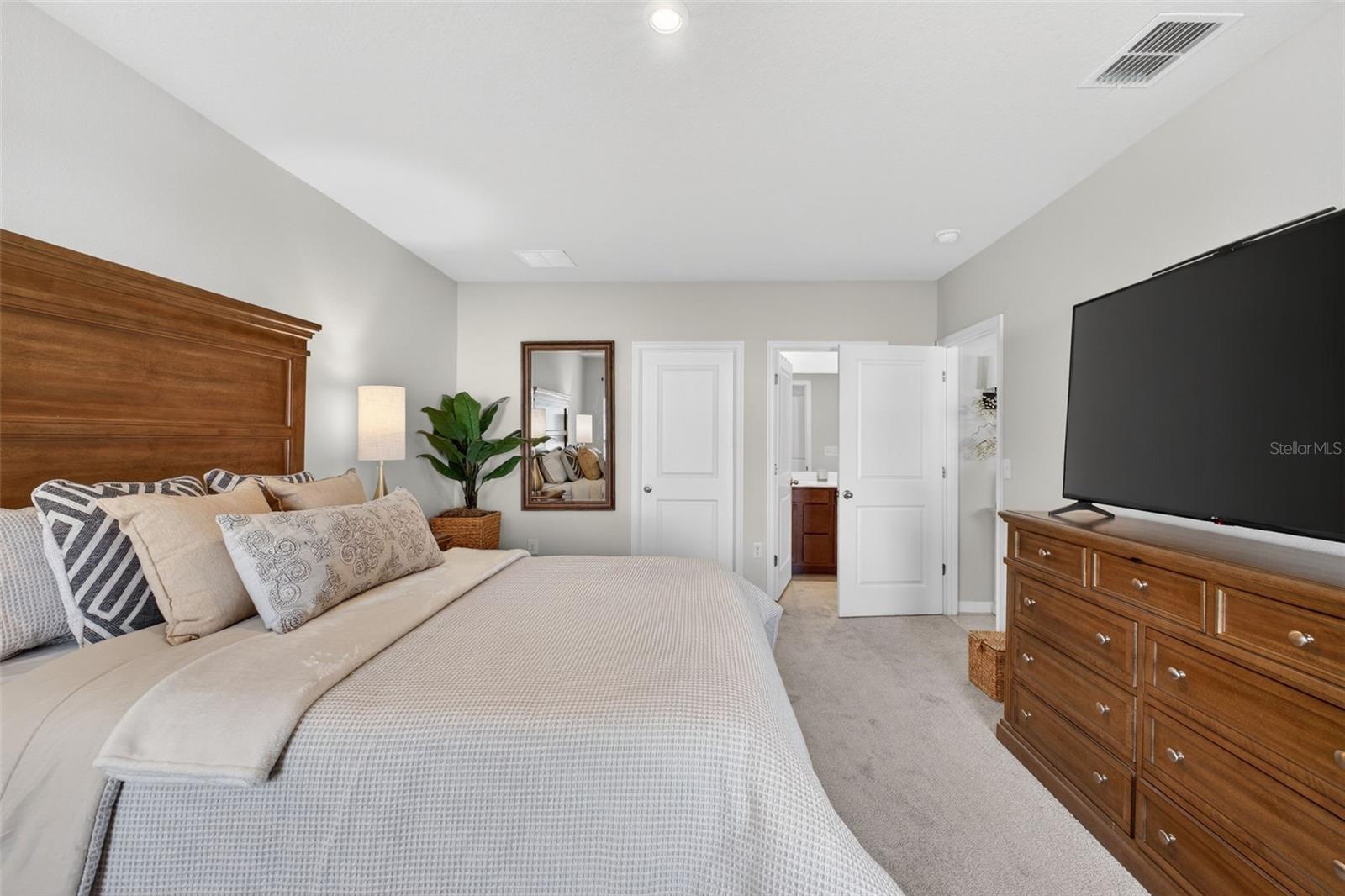 LAUREL GLEN - Residential