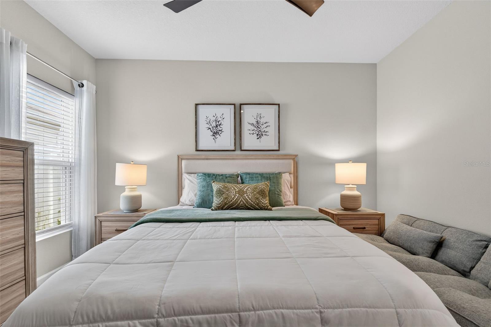 LAUREL GLEN - Residential