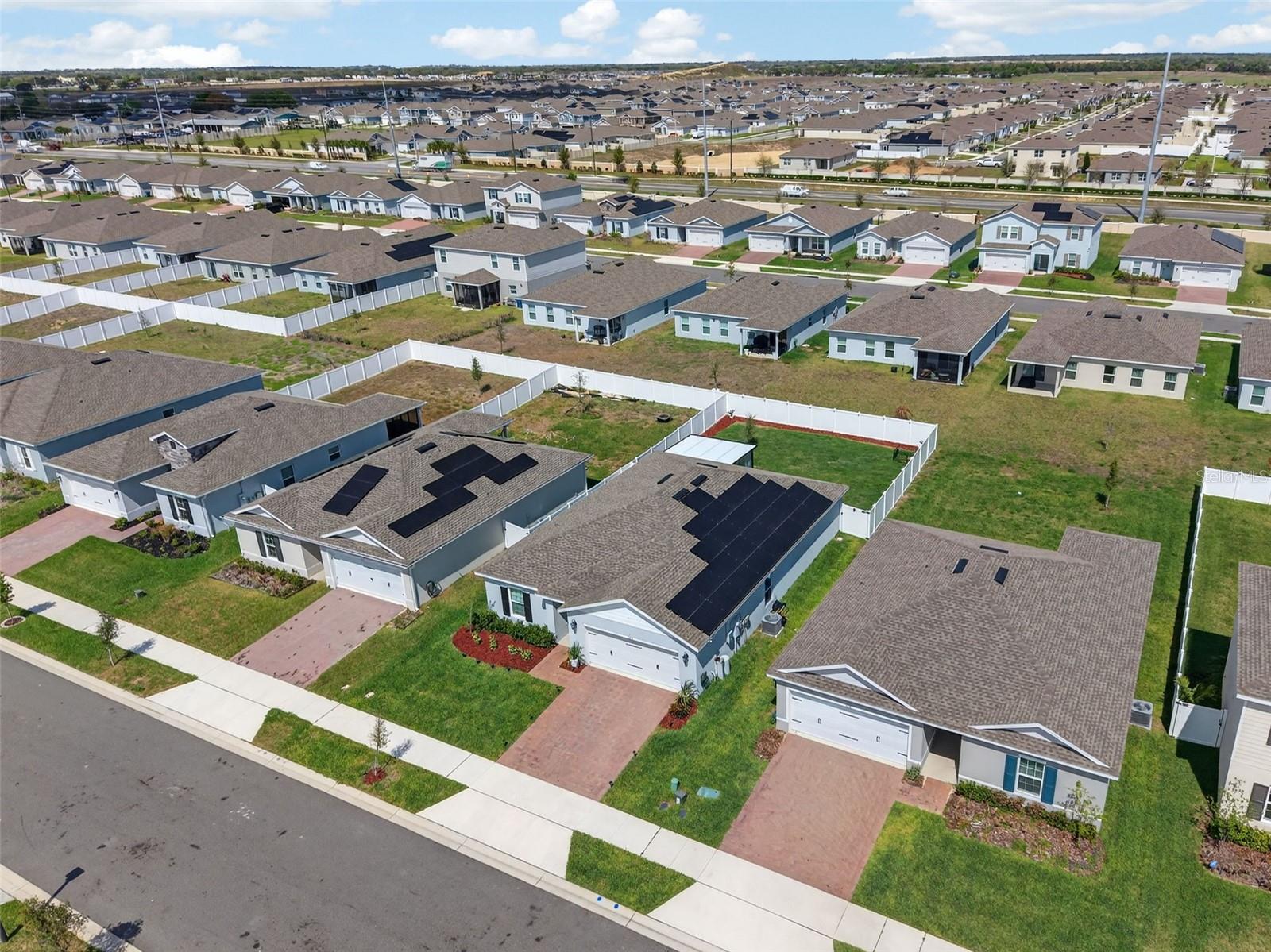 LAUREL GLEN - Residential