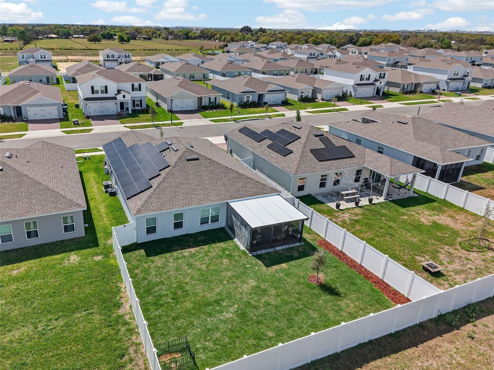 LAUREL GLEN - Residential