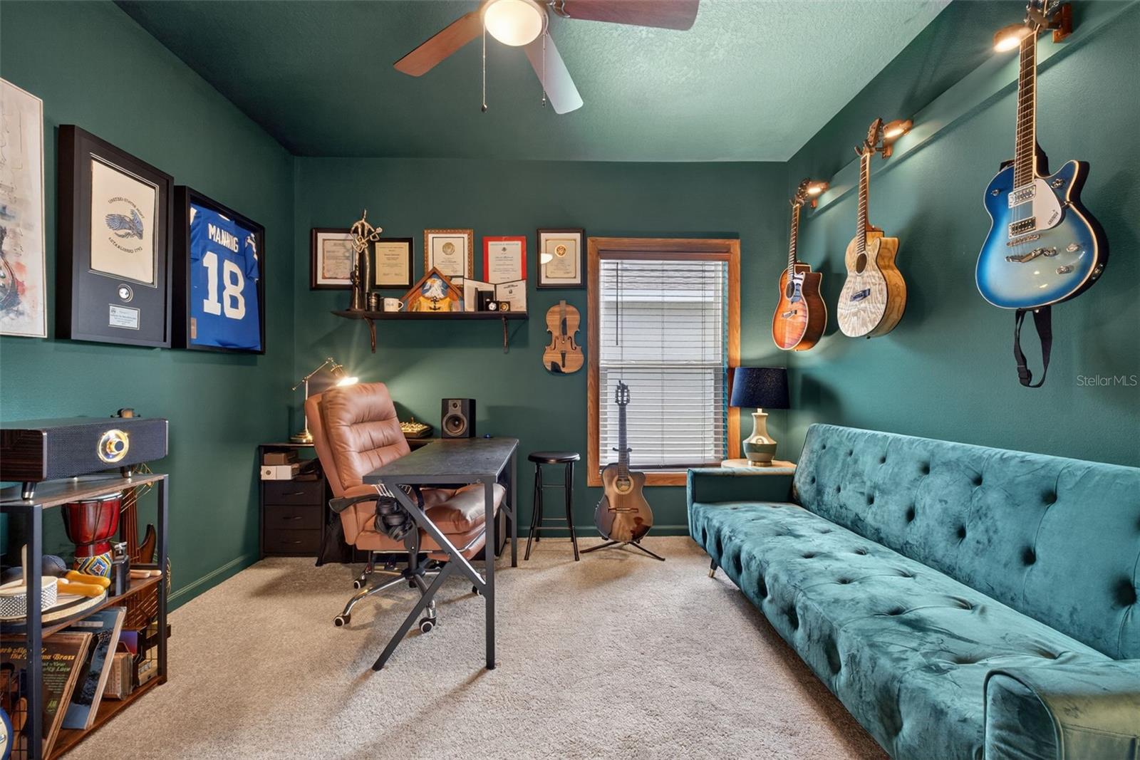 LAUREL GLEN - Residential