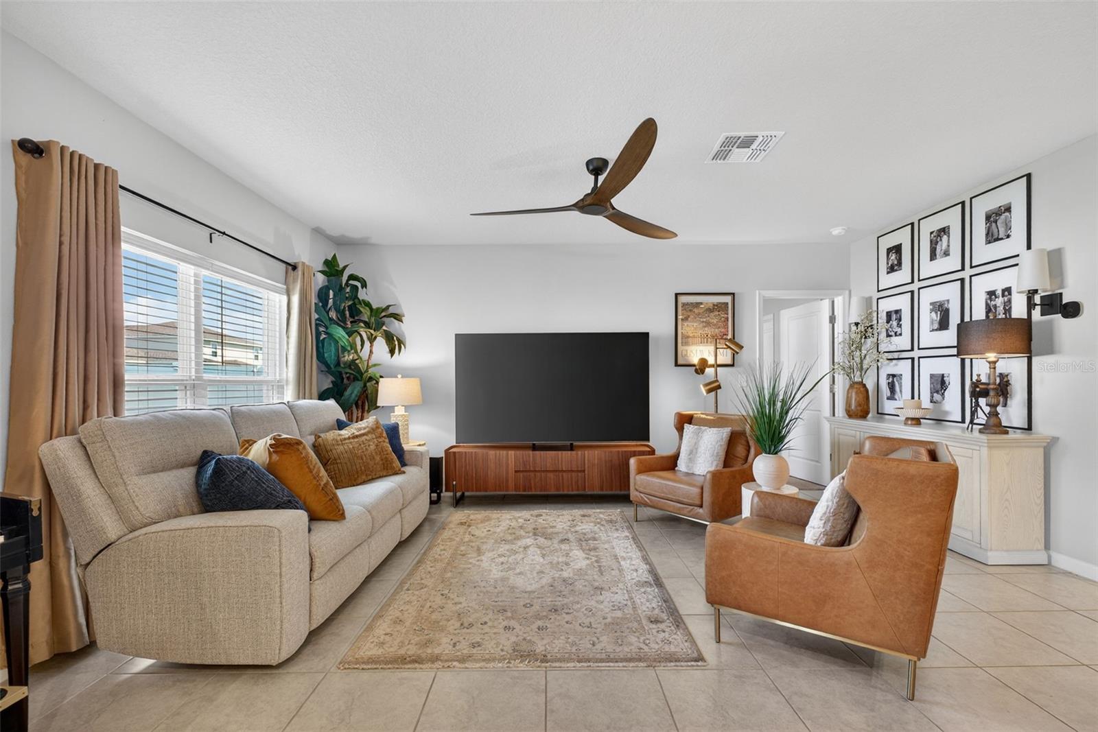 LAUREL GLEN - Residential