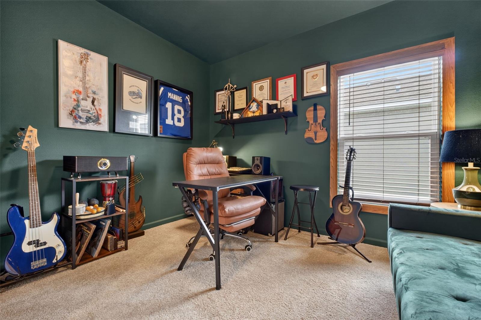 LAUREL GLEN - Residential