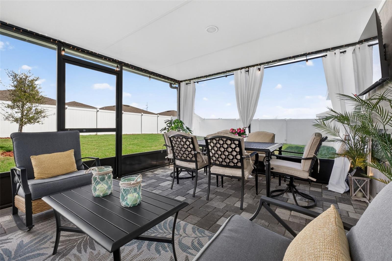 LAUREL GLEN - Residential