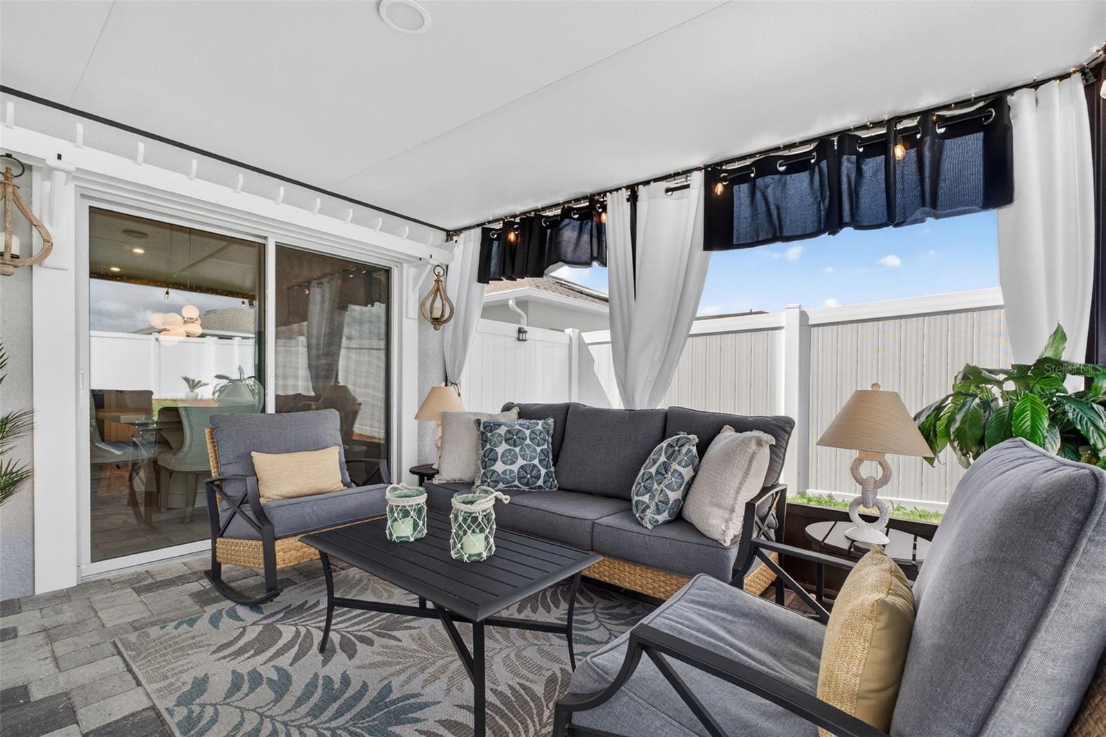 LAUREL GLEN - Residential