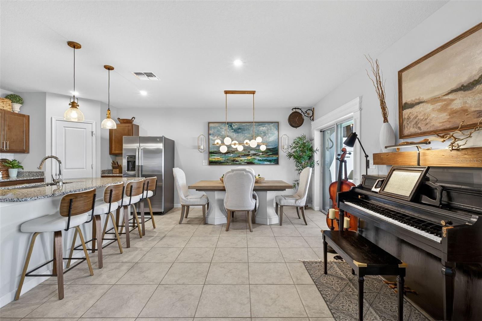 LAUREL GLEN - Residential