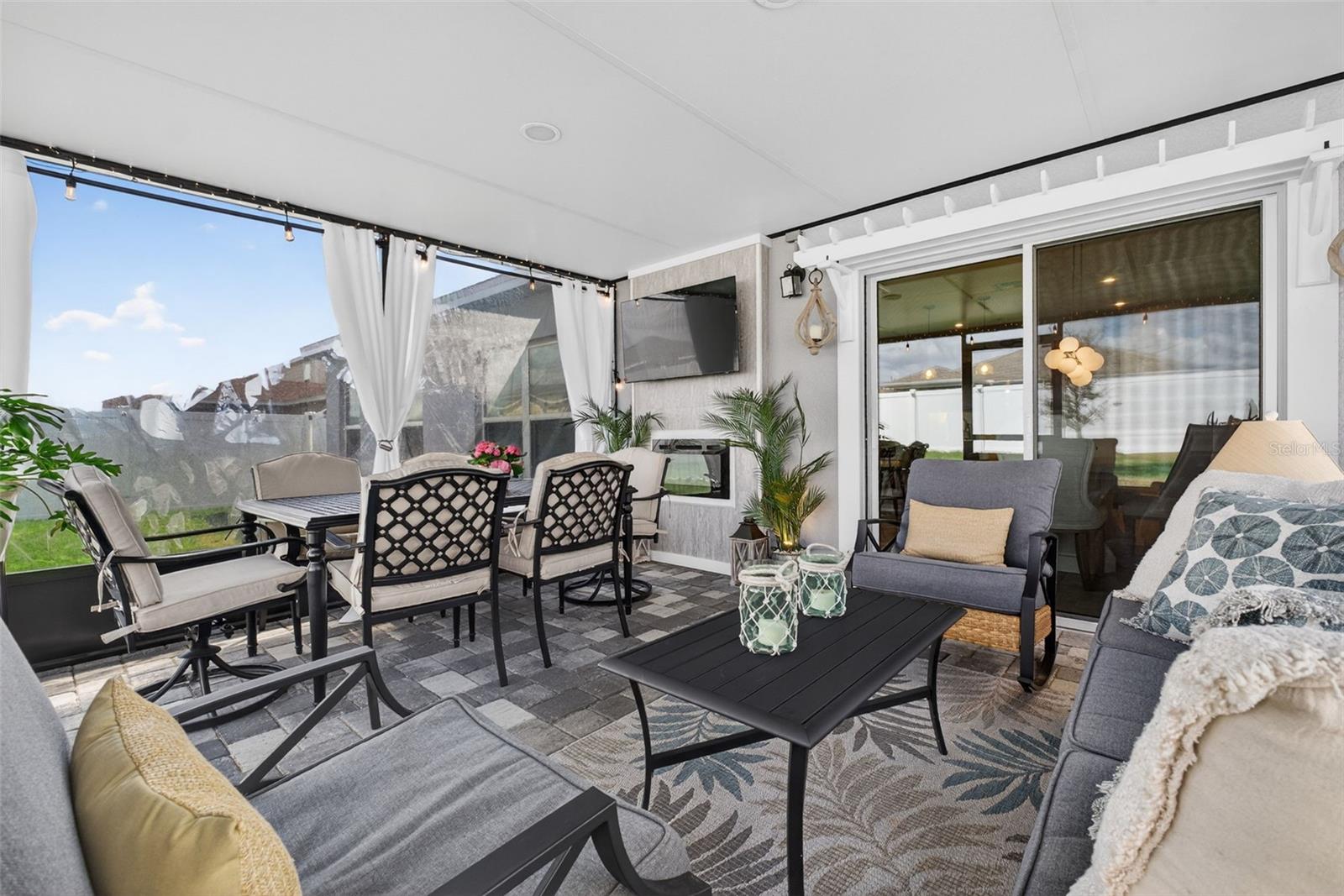 LAUREL GLEN - Residential