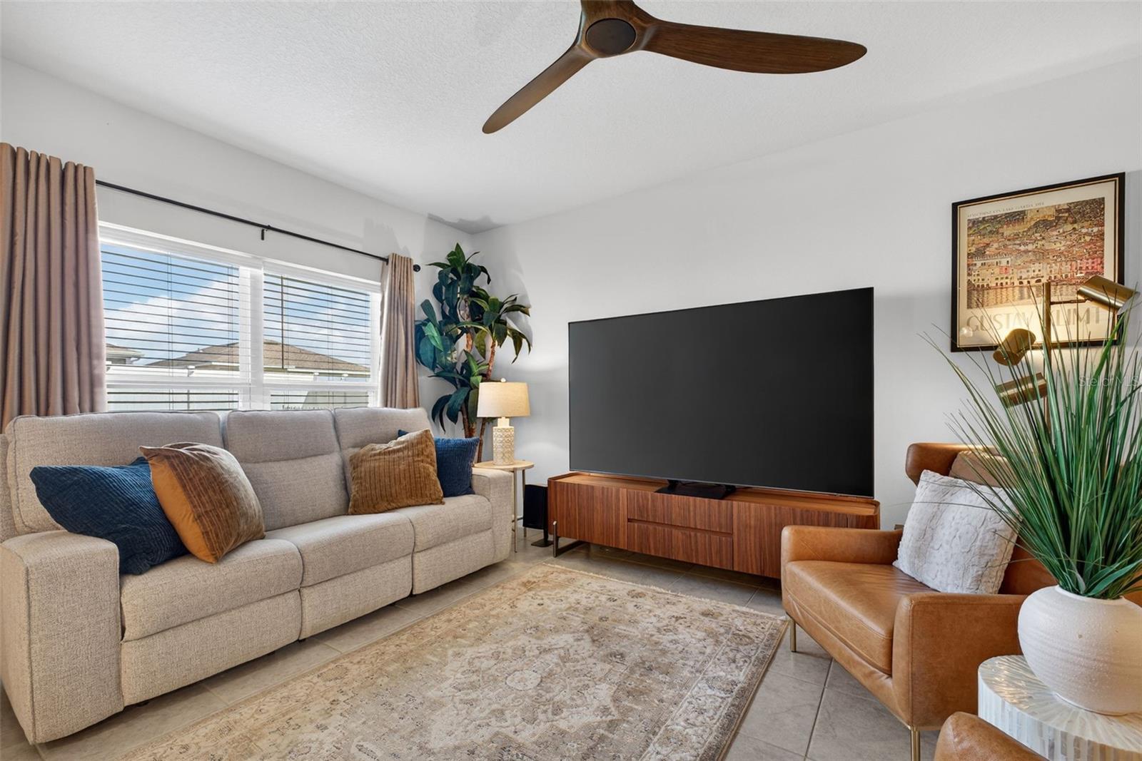 LAUREL GLEN - Residential