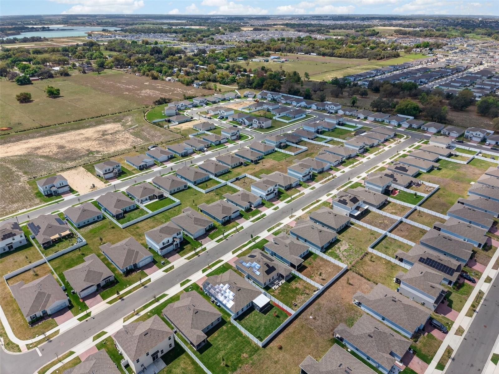 LAUREL GLEN - Residential