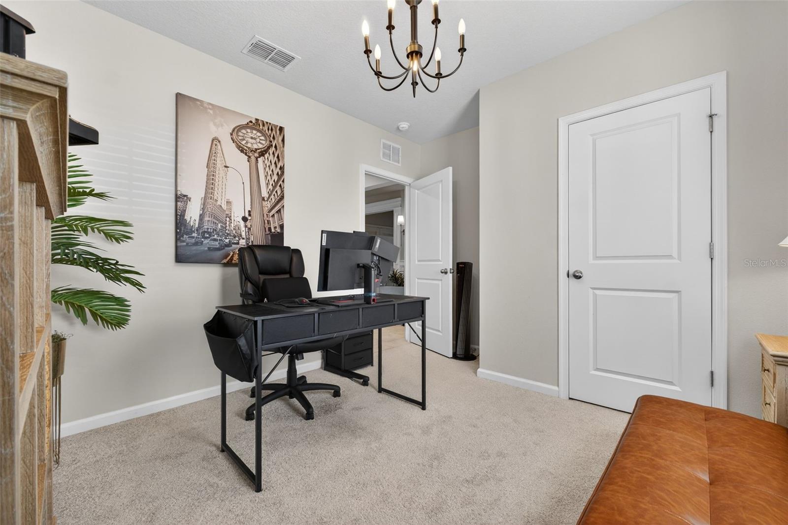 LAUREL GLEN - Residential