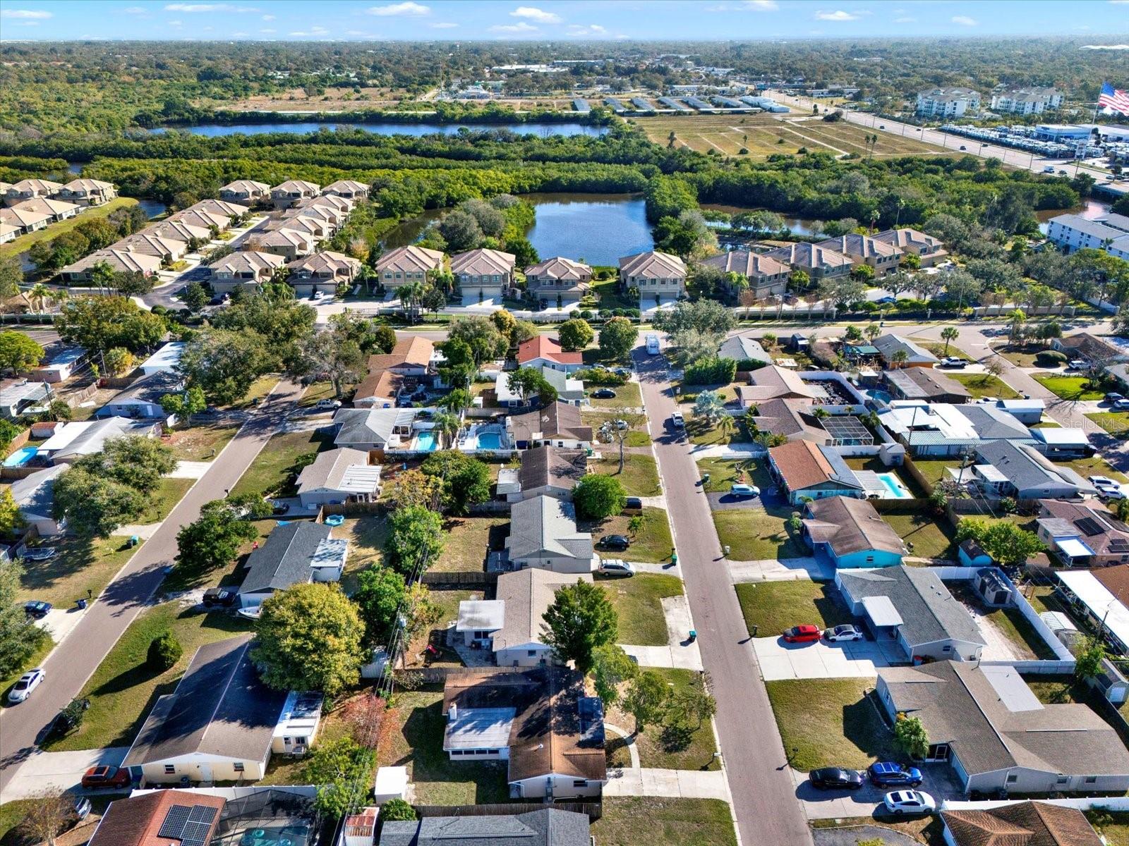 BAYOU MANOR 1ST ADD - Residential