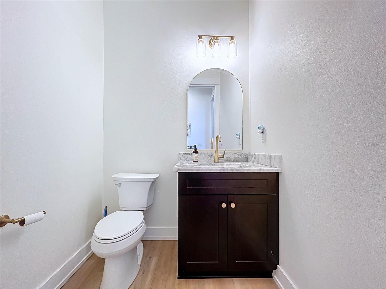 OLDE ENGLISH FARMS - Residential