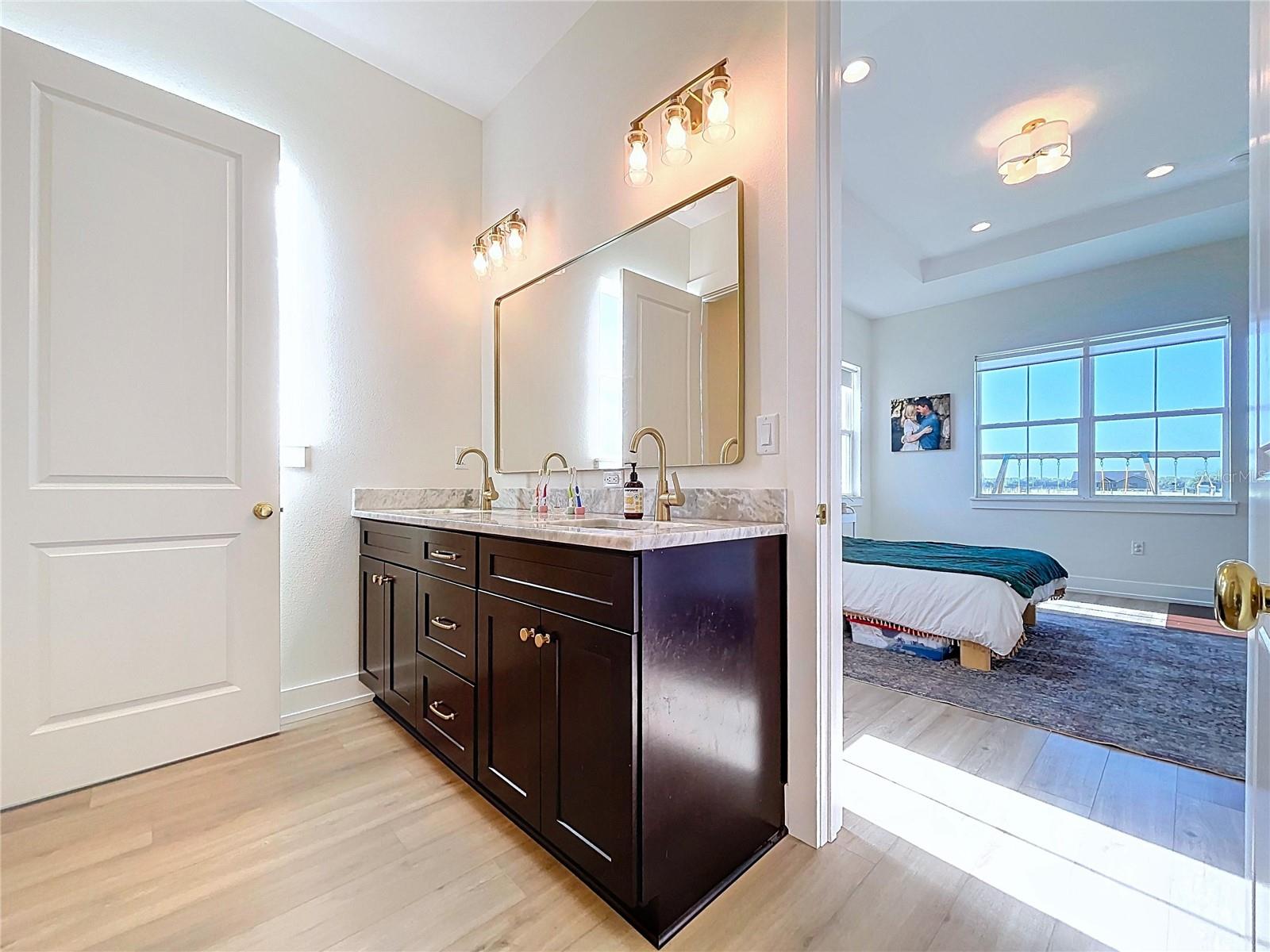 OLDE ENGLISH FARMS - Residential