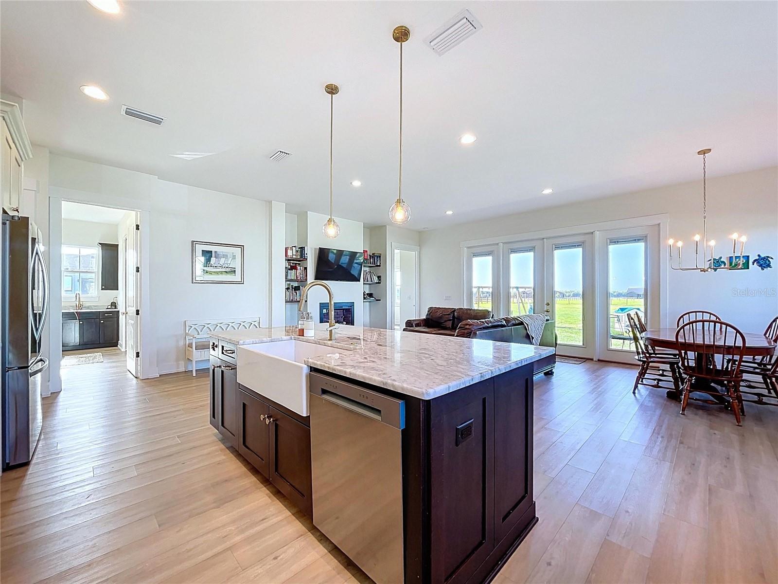 OLDE ENGLISH FARMS - Residential