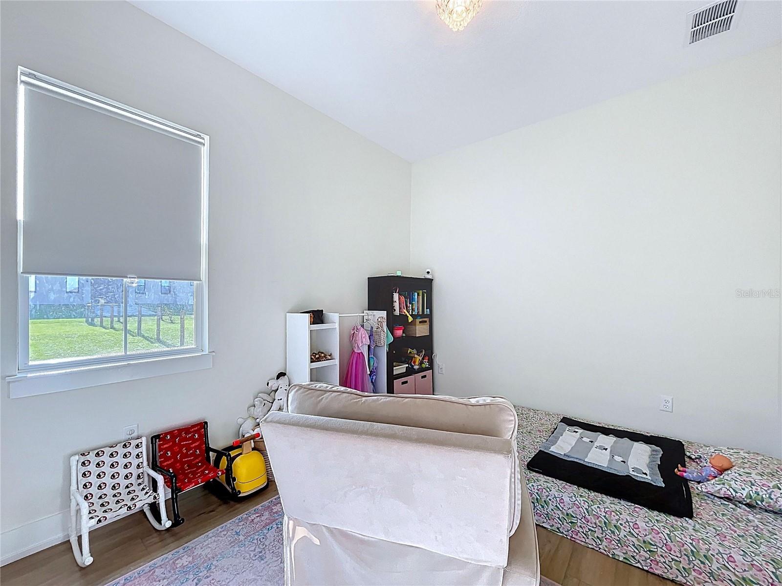 OLDE ENGLISH FARMS - Residential