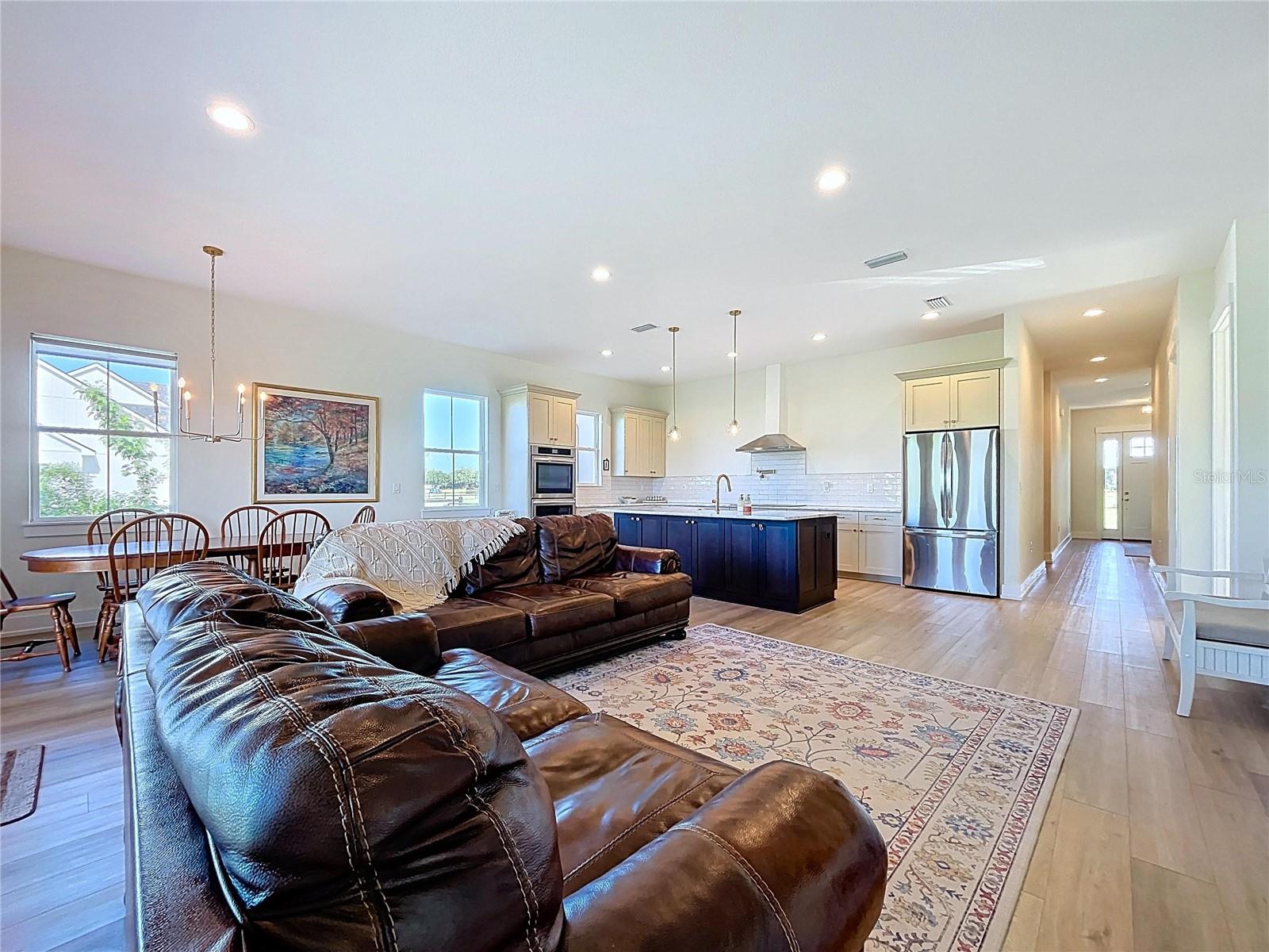 OLDE ENGLISH FARMS - Residential