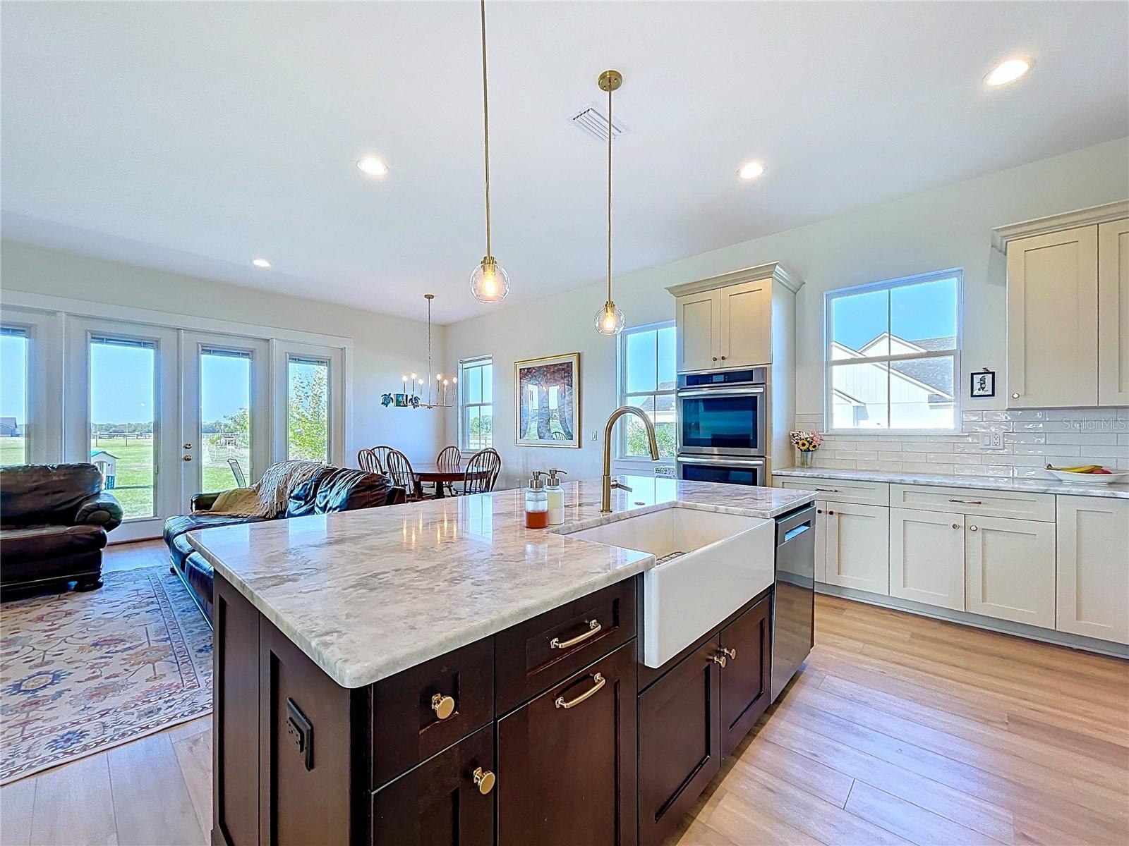 OLDE ENGLISH FARMS - Residential