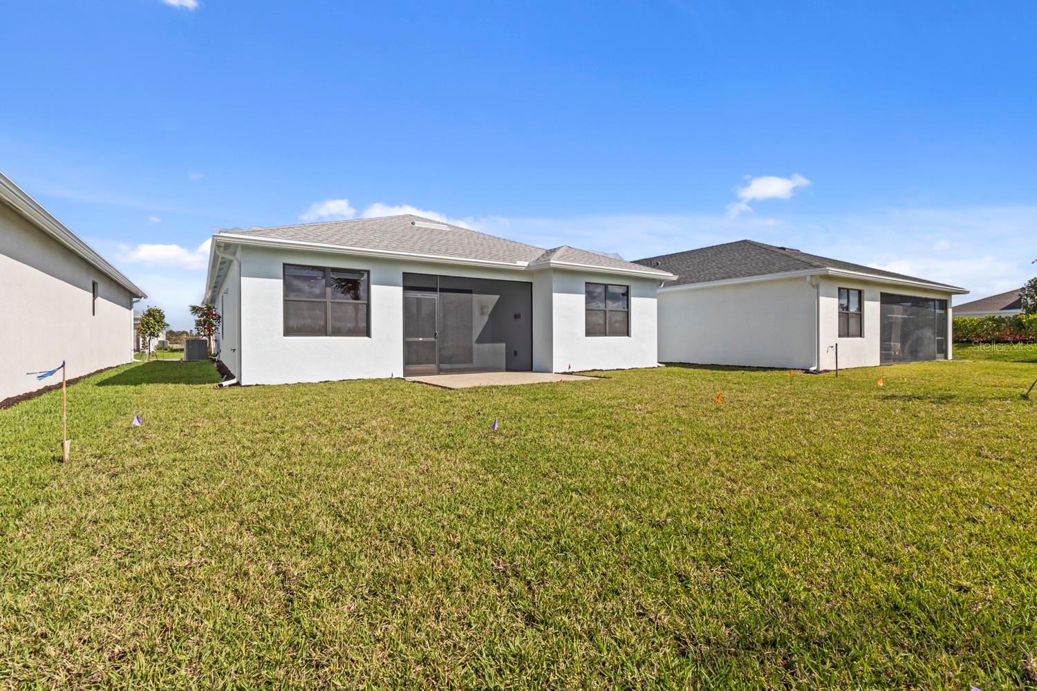 VALENCIA HARBOR - Residential