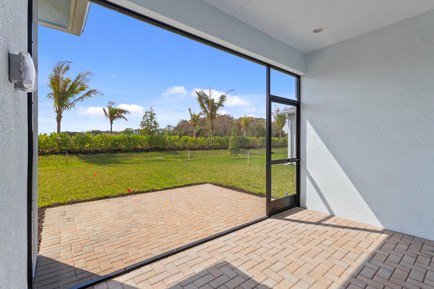 VALENCIA HARBOR - Residential