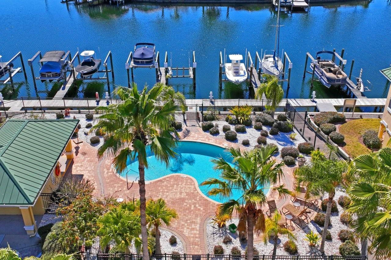 SUNSET BAY TWNHMS - Residential