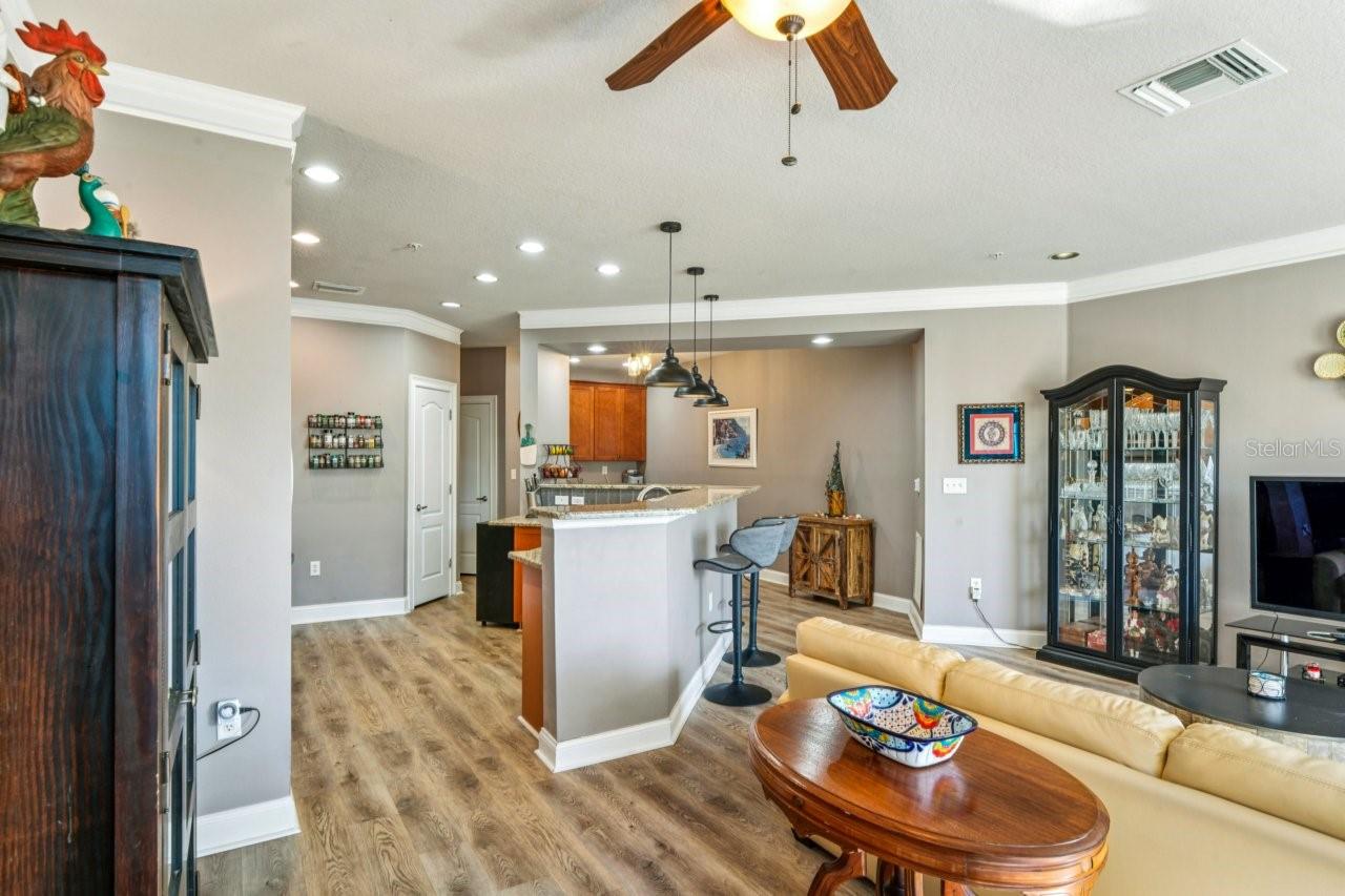 SUNSET BAY TWNHMS - Residential