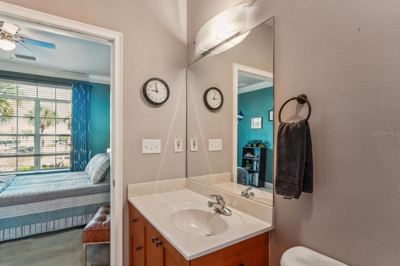 SUNSET BAY TWNHMS - Residential